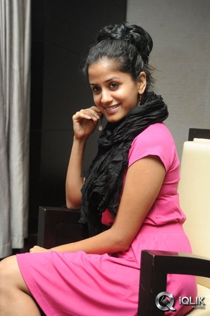 Anukriti-at-Player-Movie-Poster-Launch